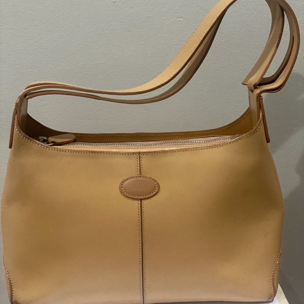 Tod's Camel Leather Classic Hobo Shoulder Bag